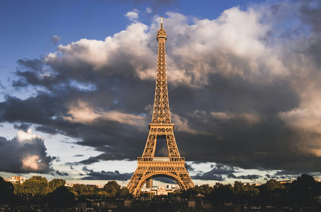 Eiffel Tower in Paris at dusk