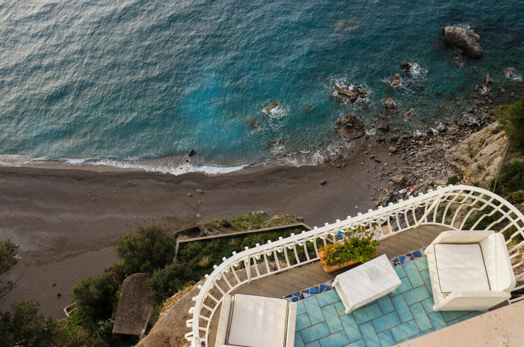 budget hotel sea view